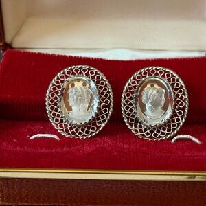 Vtg Whiting and Davis Glass Cameo Clip Earrings